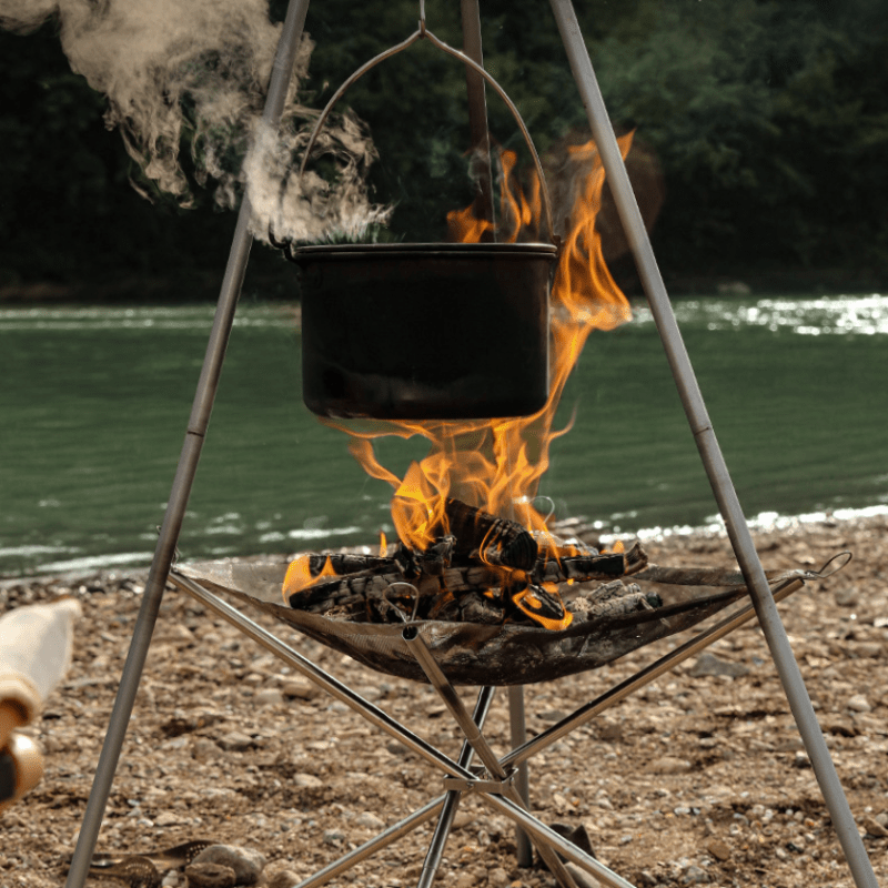 持ち運び可能な折りたたみ式スチールグリッド型キャンプファイヤ - Outdoor Camping Fireplace のレビューと価格